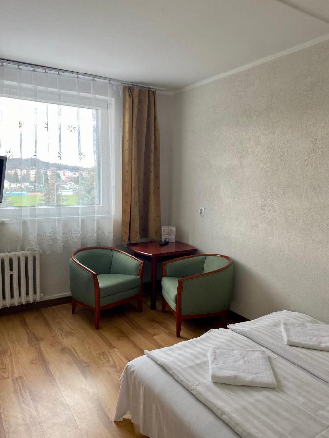 Dom Turysty Sanok Aparthotel Exterior photo